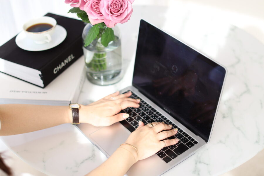 「女性向けデザイン × マーケ設計」という選択肢